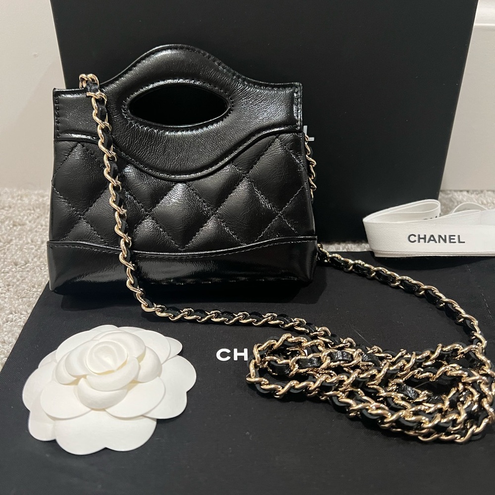 New Chanel mini nano 31 clutch with chain slg - Picture 3 of 7